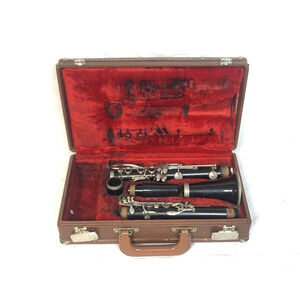 Airline Pichard Paris France Clarinet with Case Pre-owned #571